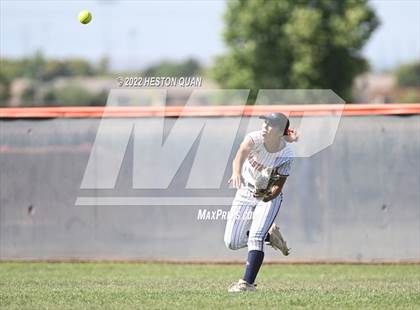 Thumbnail 1 in Oaks Christian @ Roosevelt (CIF State D1 SoCal Regional Final) photogallery.