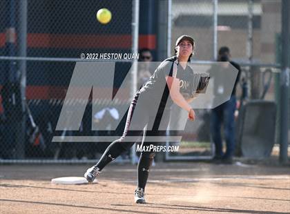 Thumbnail 3 in Oaks Christian @ Roosevelt (CIF State D1 SoCal Regional Final) photogallery.