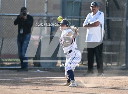 Thumbnail 1 in Oaks Christian @ Roosevelt (CIF State D1 SoCal Regional Final) photogallery.