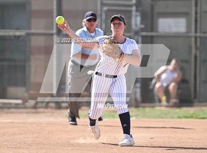 Thumbnail 2 in Oaks Christian @ Roosevelt (CIF State D1 SoCal Regional Final) photogallery.