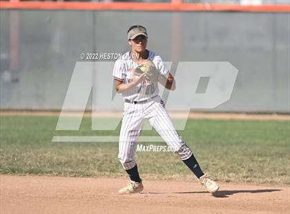 Thumbnail 1 in Oaks Christian @ Roosevelt (CIF State D1 SoCal Regional Final) photogallery.