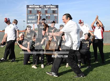 Thumbnail 2 in Oaks Christian @ Roosevelt (CIF State D1 SoCal Regional Final) photogallery.