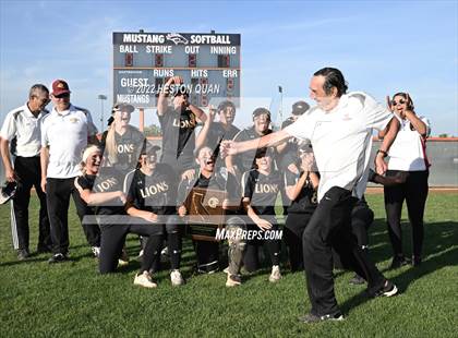 Thumbnail 3 in Oaks Christian @ Roosevelt (CIF State D1 SoCal Regional Final) photogallery.