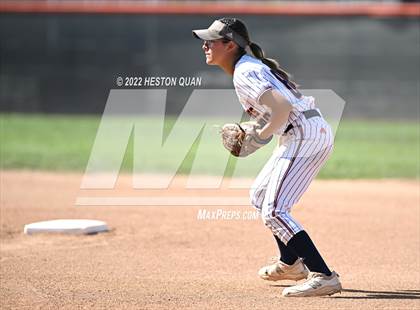 Thumbnail 3 in Oaks Christian @ Roosevelt (CIF State D1 SoCal Regional Final) photogallery.
