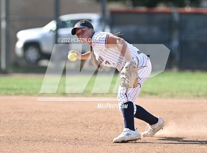 Thumbnail 2 in Oaks Christian @ Roosevelt (CIF State D1 SoCal Regional Final) photogallery.