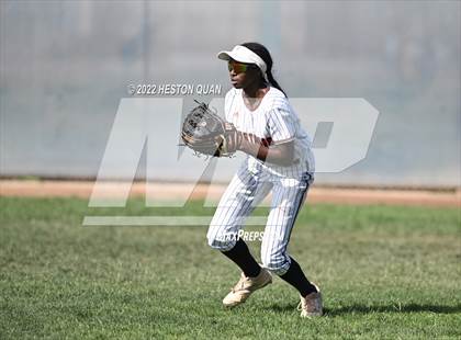 Thumbnail 3 in Oaks Christian @ Roosevelt (CIF State D1 SoCal Regional Final) photogallery.
