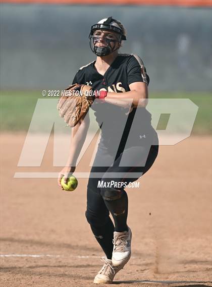 Thumbnail 1 in Oaks Christian @ Roosevelt (CIF State D1 SoCal Regional Final) photogallery.