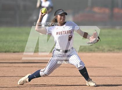 Thumbnail 2 in Oaks Christian @ Roosevelt (CIF State D1 SoCal Regional Final) photogallery.