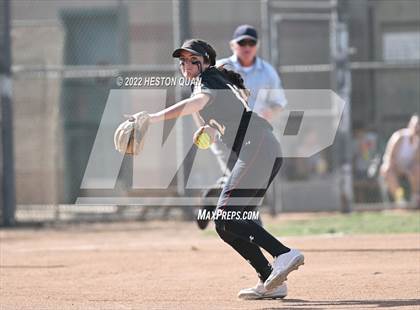 Thumbnail 2 in Oaks Christian @ Roosevelt (CIF State D1 SoCal Regional Final) photogallery.