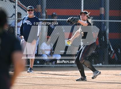 Thumbnail 1 in Oaks Christian @ Roosevelt (CIF State D1 SoCal Regional Final) photogallery.
