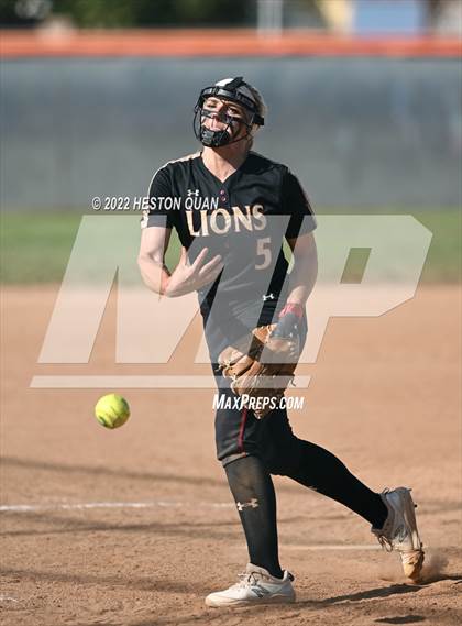Thumbnail 1 in Oaks Christian @ Roosevelt (CIF State D1 SoCal Regional Final) photogallery.