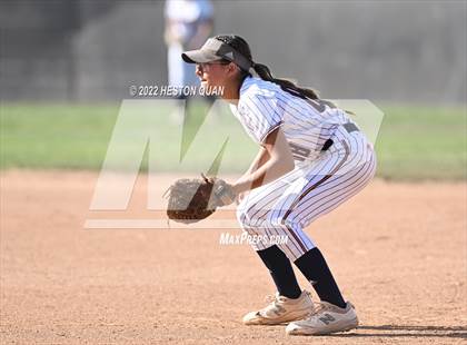 Thumbnail 2 in Oaks Christian @ Roosevelt (CIF State D1 SoCal Regional Final) photogallery.