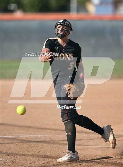 Thumbnail 2 in Oaks Christian @ Roosevelt (CIF State D1 SoCal Regional Final) photogallery.