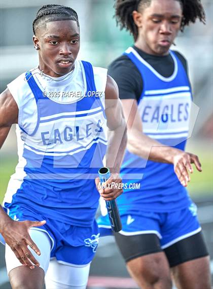 Thumbnail 2 in Spartan Relays (4x200M) photogallery.