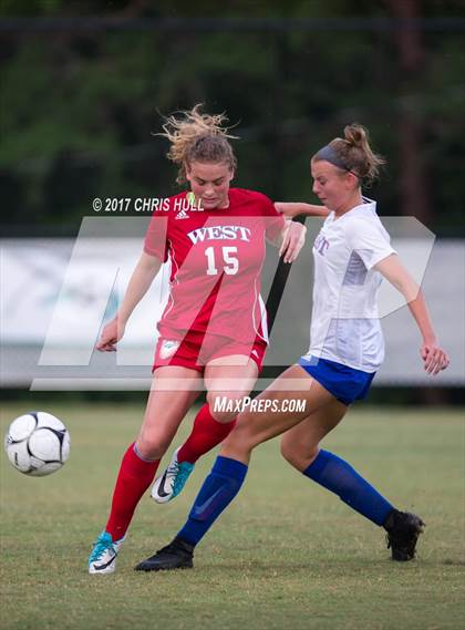 Thumbnail 3 in NCCA East vs West All Stars Game  photogallery.