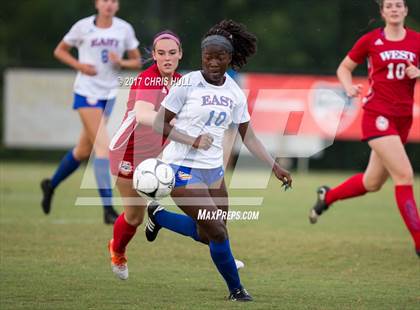 Thumbnail 3 in NCCA East vs West All Stars Game  photogallery.