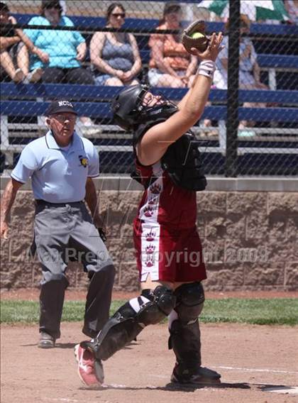 Thumbnail 2 in Oakdale vs. Bear River (CIF SJS D4 Final) photogallery.