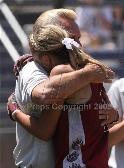 Thumbnail 2 in Oakdale vs. Bear River (CIF SJS D4 Final) photogallery.