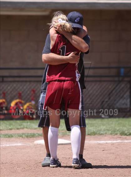 Thumbnail 1 in Oakdale vs. Bear River (CIF SJS D4 Final) photogallery.