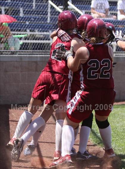 Thumbnail 2 in Oakdale vs. Bear River (CIF SJS D4 Final) photogallery.