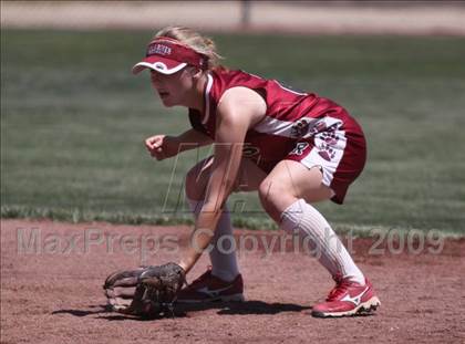 Thumbnail 2 in Oakdale vs. Bear River (CIF SJS D4 Final) photogallery.