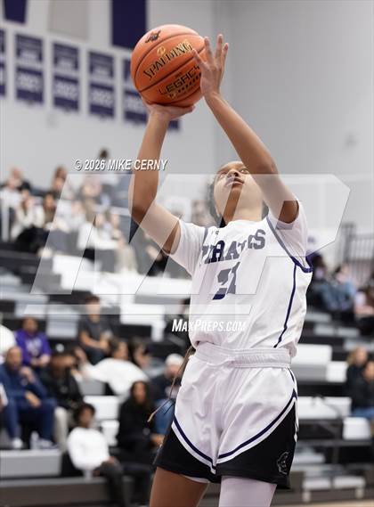 Thumbnail 2 in Lansing @ Piper photogallery.