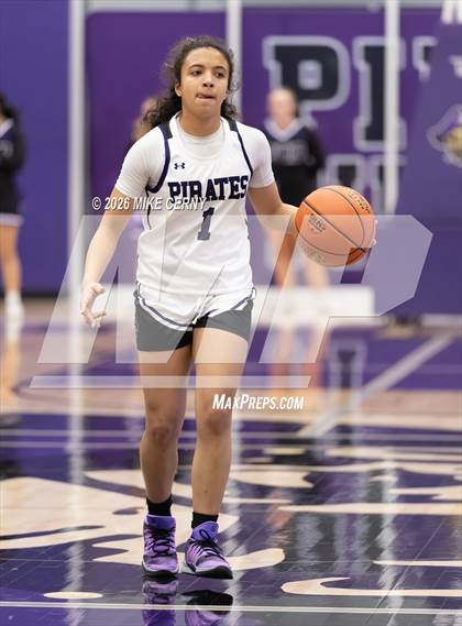 Thumbnail 2 in Lansing @ Piper photogallery.