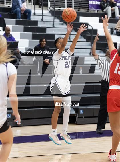 Thumbnail 3 in Lansing @ Piper photogallery.