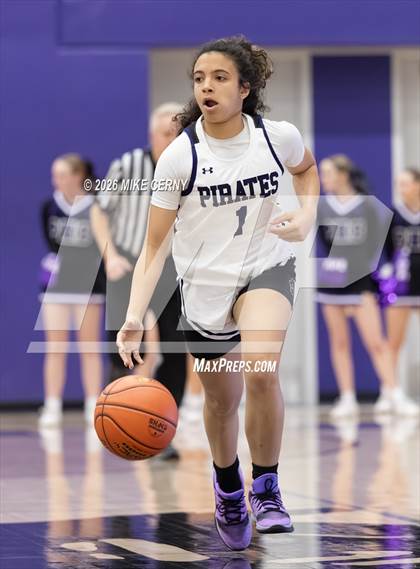 Thumbnail 2 in Lansing @ Piper photogallery.