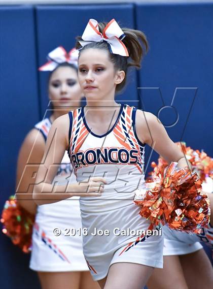 Thumbnail 1 in MacArthur [Douglas] vs Brandeis (Paul Taylor Gym) photogallery.