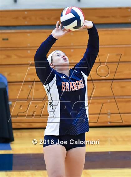 Thumbnail 3 in MacArthur [Douglas] vs Brandeis (Paul Taylor Gym) photogallery.