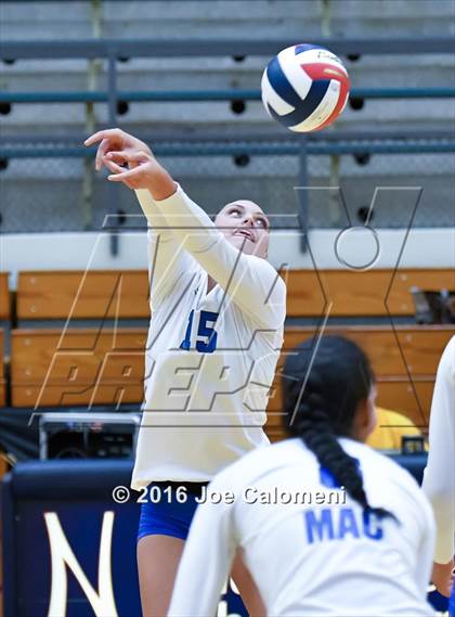 Thumbnail 1 in MacArthur [Douglas] vs Brandeis (Paul Taylor Gym) photogallery.