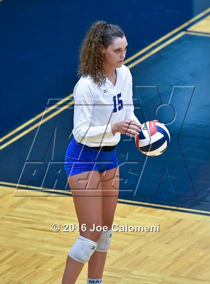 Thumbnail 3 in MacArthur [Douglas] vs Brandeis (Paul Taylor Gym) photogallery.
