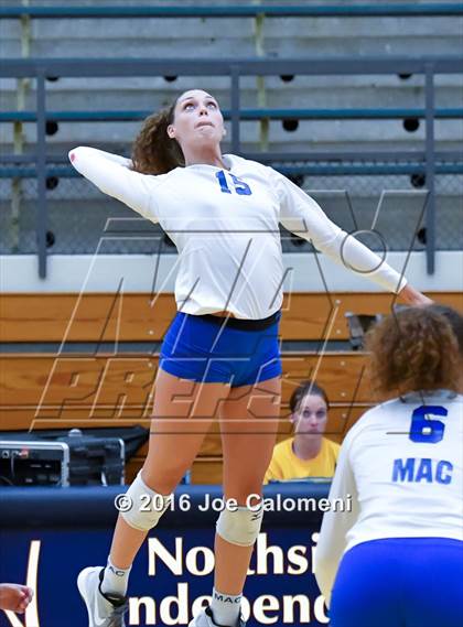 Thumbnail 2 in MacArthur [Douglas] vs Brandeis (Paul Taylor Gym) photogallery.