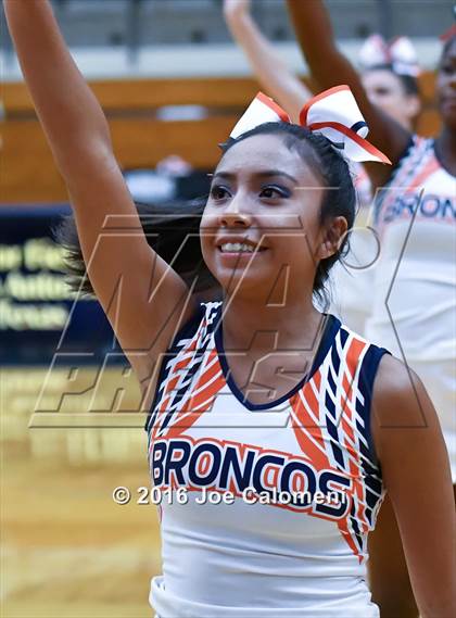 Thumbnail 3 in MacArthur [Douglas] vs Brandeis (Paul Taylor Gym) photogallery.