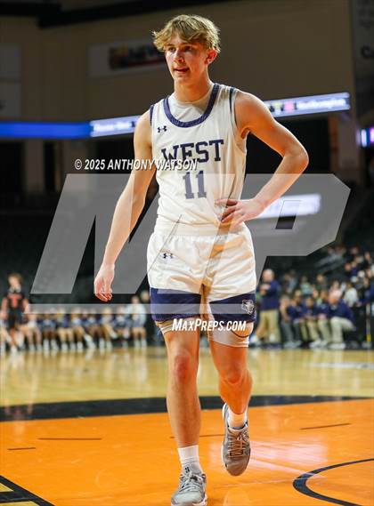 Thumbnail 2 in Pocono Mountain West vs. Northampton photogallery.