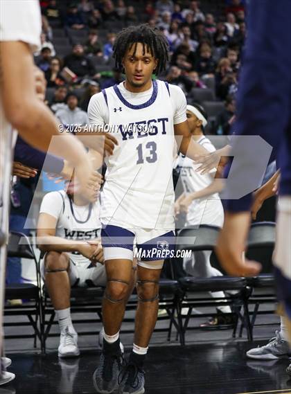 Thumbnail 2 in Pocono Mountain West vs. Northampton photogallery.