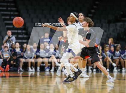 Thumbnail 2 in Pocono Mountain West vs. Northampton photogallery.