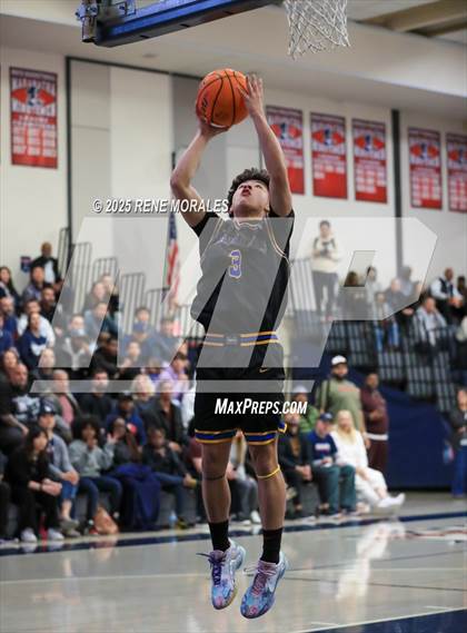 Thumbnail 2 in Mira Mesa vs Maranatha (CIF State Regional D3 Rnd 3) photogallery.