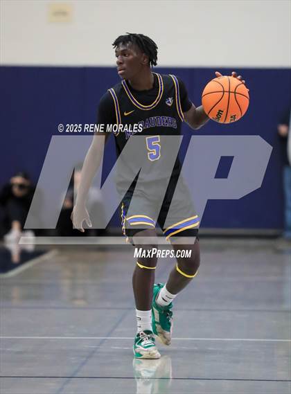 Thumbnail 3 in Mira Mesa vs Maranatha (CIF State Regional D3 Rnd 3) photogallery.