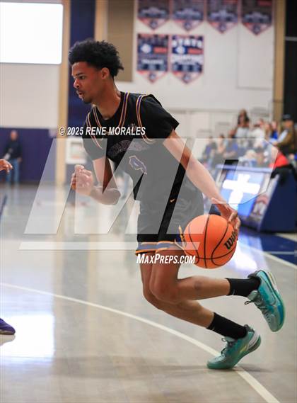 Thumbnail 2 in Mira Mesa vs Maranatha (CIF State Regional D3 Rnd 3) photogallery.