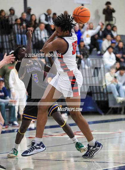Thumbnail 1 in Mira Mesa vs Maranatha (CIF State Regional D3 Rnd 3) photogallery.