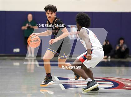 Thumbnail 2 in Mira Mesa vs Maranatha (CIF State Regional D3 Rnd 3) photogallery.