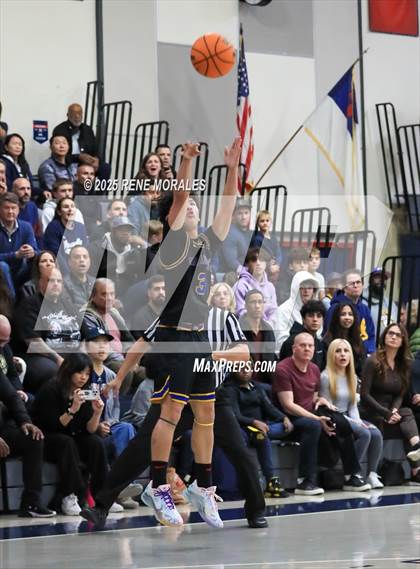 Thumbnail 3 in Mira Mesa vs Maranatha (CIF State Regional D3 Rnd 3) photogallery.