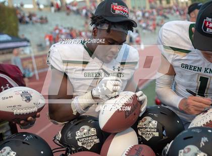 Thumbnail 3 in JSerra Catholic vs. St. Joseph Regional (Honor Bowl) photogallery.