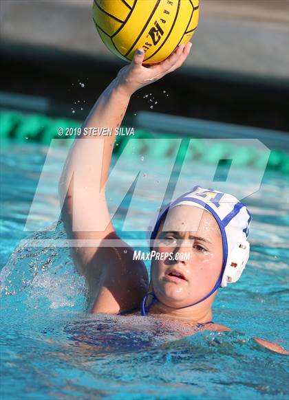 Thumbnail 1 in Agoura vs. Coronado (America's Finest City Tournament) photogallery.