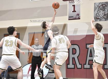 Thumbnail 2 in Bellevue vs. Oak Park (Rancho Mirage Holiday Invitational) photogallery.