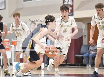 Thumbnail 3 in Bellevue vs. Oak Park (Rancho Mirage Holiday Invitational) photogallery.