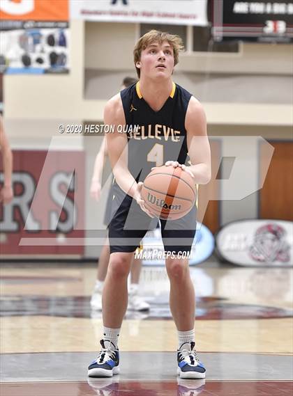 Thumbnail 3 in Bellevue vs. Oak Park (Rancho Mirage Holiday Invitational) photogallery.