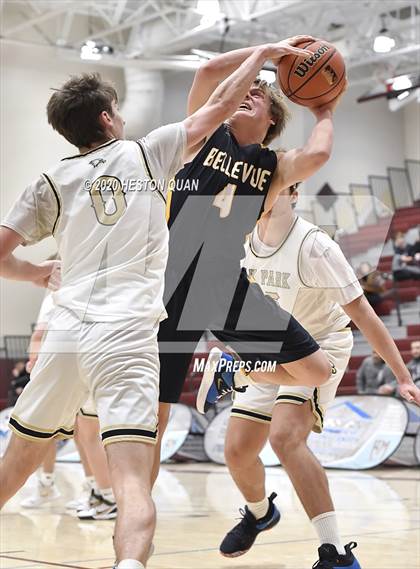 Thumbnail 2 in Bellevue vs. Oak Park (Rancho Mirage Holiday Invitational) photogallery.
